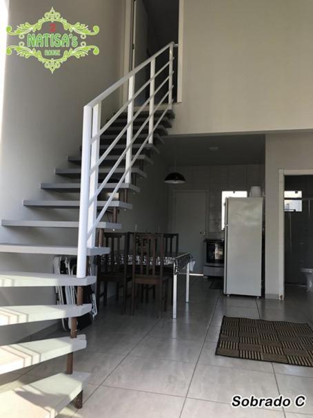 Villa Sobrados Aconchegante Com Piscina "Natisashouse" Bombinhas Exterior foto